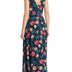 Betsey Johnson Dresses - Betsey Johnson Floral Print Crepe Dress Size 14 Betsey Johnson Dresses - Betsey Johnson Floral Print Crepe Dress Size 14